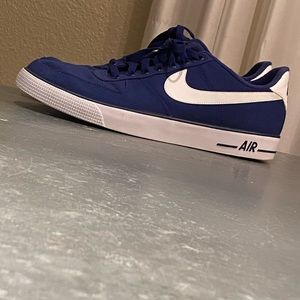 Low Top Nike Shoes, Men’s Size 12 , Blue